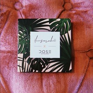 ILUVSARAHII X DOSE OF COLORS highlighter SOL MATE